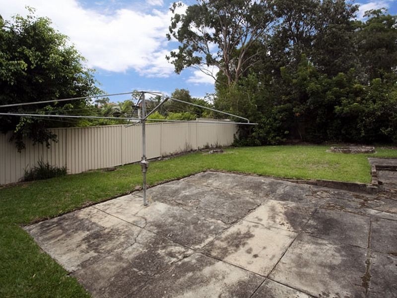33 Ellesmere Road, Gymea Bay NSW 2227