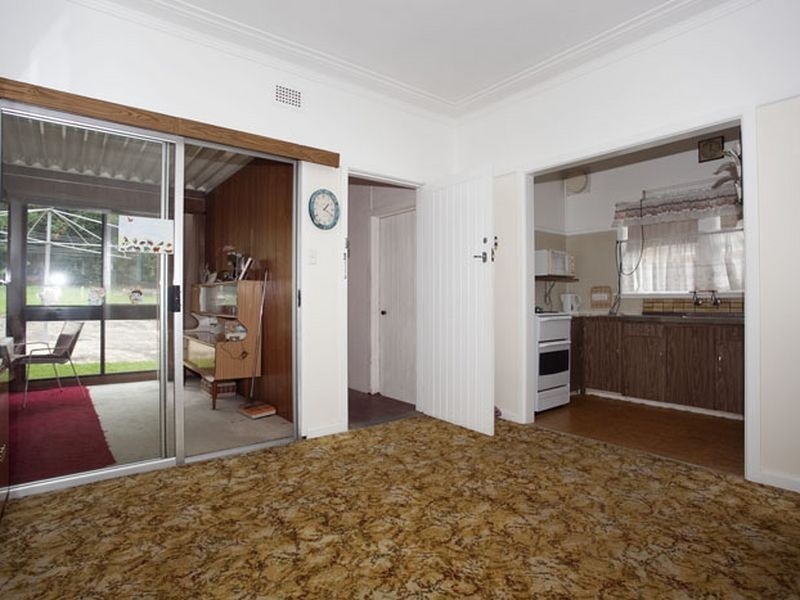 33 Ellesmere Road, Gymea Bay NSW 2227