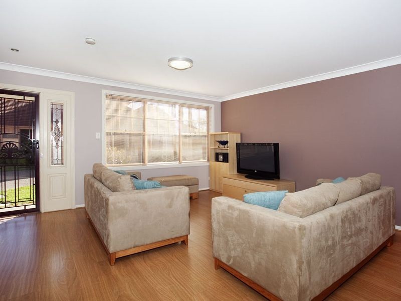 2/23 June Place, Gymea Bay NSW 2227