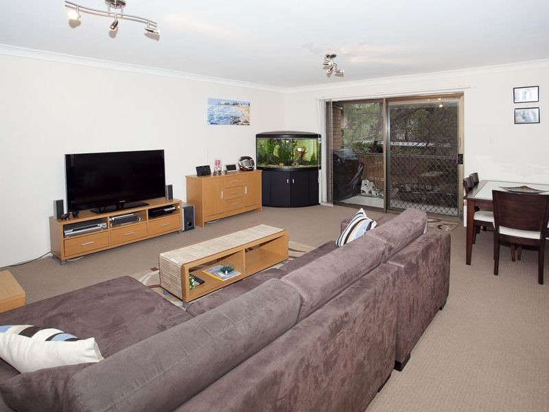 34/131 Oak Road, Kirrawee NSW 2232