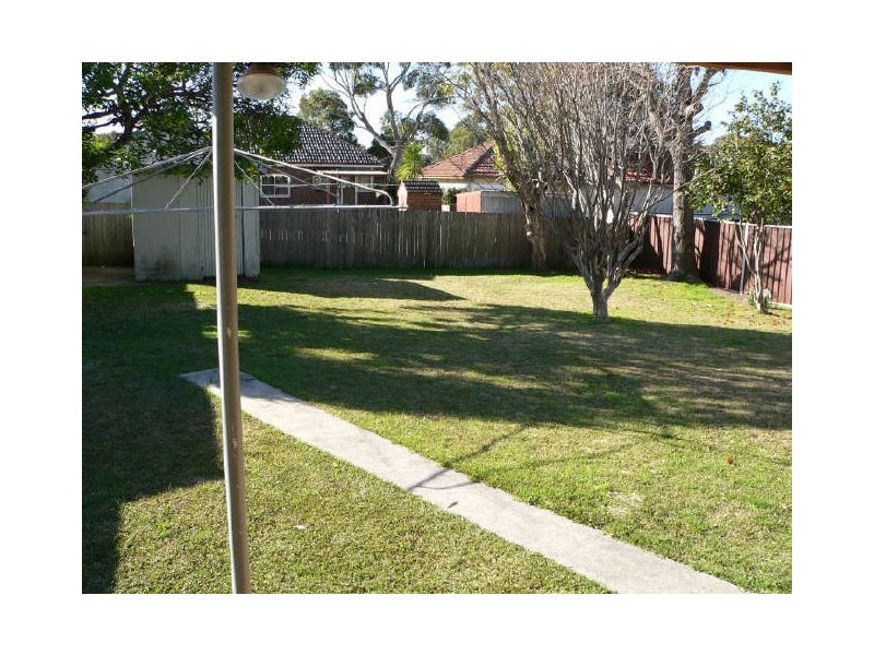 9 Jowyn Place, Kirrawee NSW 2232