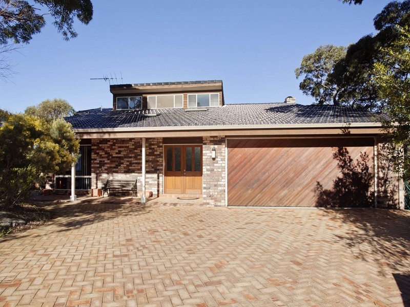 27 Warrangarree Drive, Woronora Heights NSW 2233