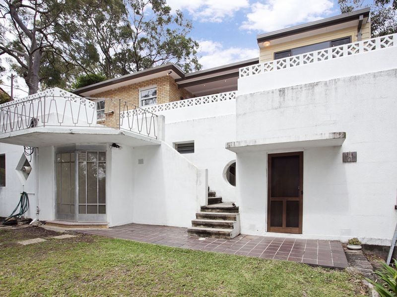 135 Grays Point Road, Grays Point NSW 2232