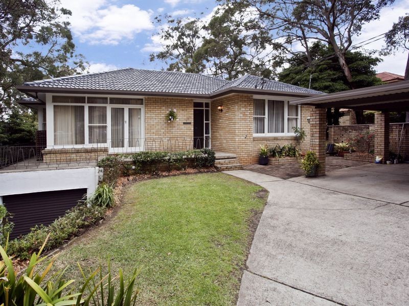 135 Grays Point Road, Grays Point NSW 2232