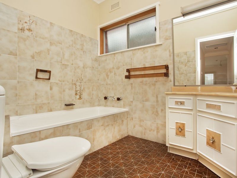 192 Gannons Road, Caringbah South NSW 2229