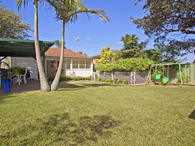 7 Aldgate Street, Sutherland NSW 2232