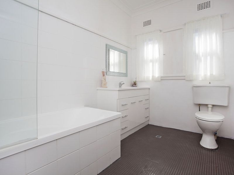 7 Aldgate Street, Sutherland NSW 2232
