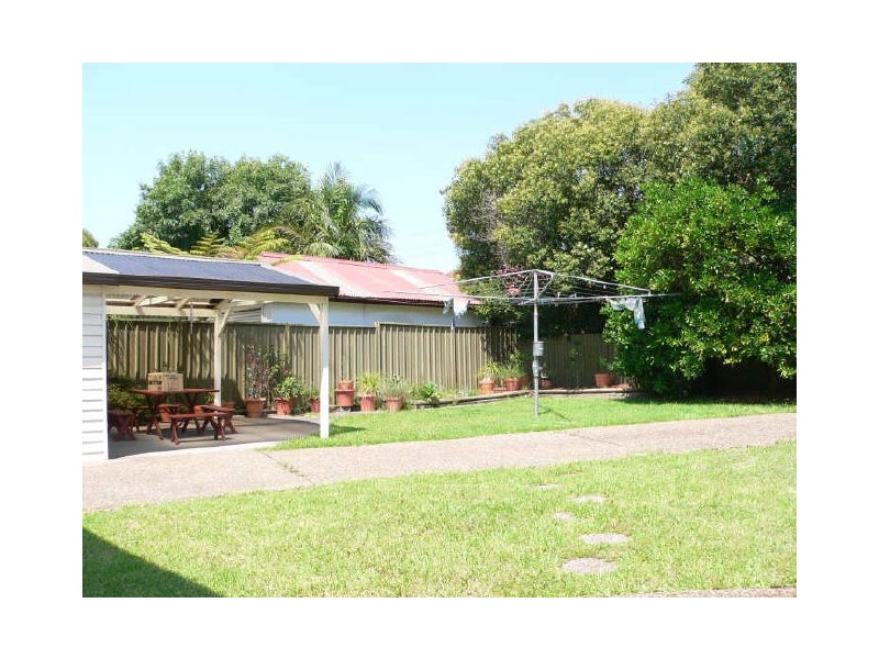 21 Best Crescent, Kirrawee NSW 2232