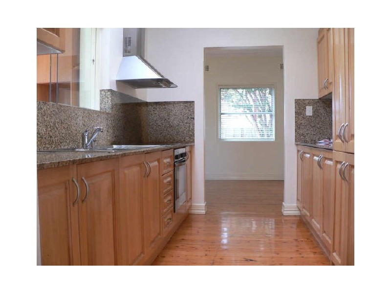 33 Old Taren Point Road, Taren Point NSW 2229