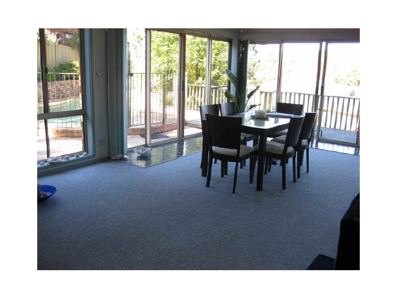 27 Warrangarree Drive, Woronora Heights NSW 2233