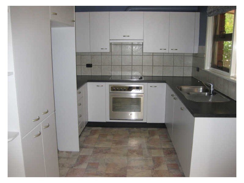 410 President Avenue, Kirrawee NSW 2232