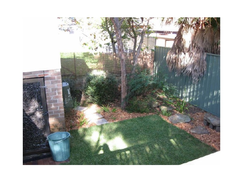 47 Acacia Road, Kirrawee NSW 2232