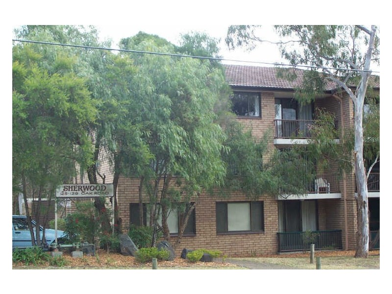4/125 Oak Road, Kirrawee NSW 2232