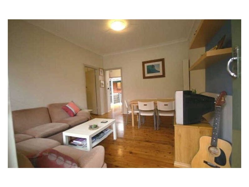 2/8 Seaforth Avenue, Woolooware NSW 2230