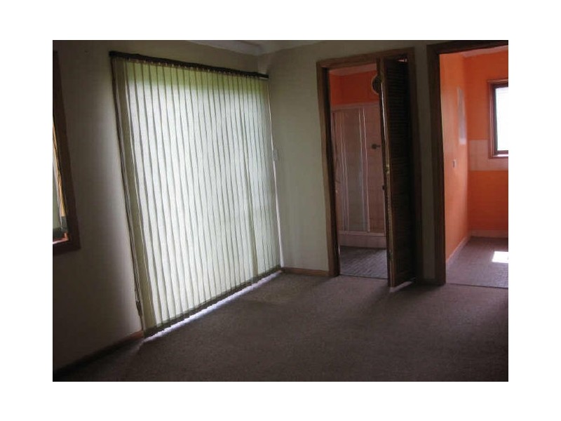 2 Bondell Avenue, Gymea NSW 2227