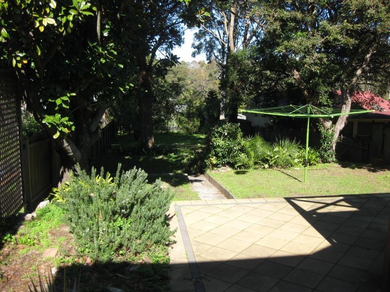 4 Bulumin Street, Como NSW 2226