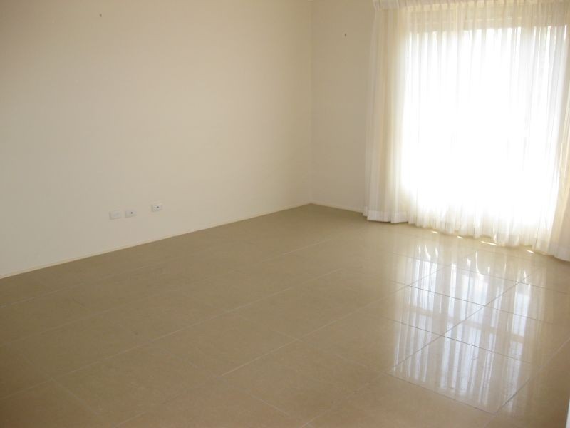 28 Nicolson Circuit, Menai NSW 2234