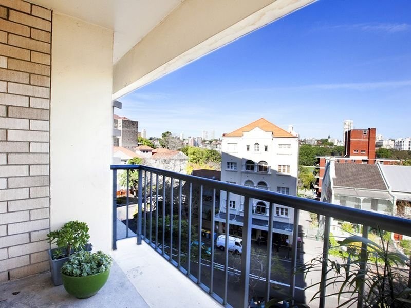 28/41-49 Roslyn Gardens, Elizabeth Bay NSW 2011