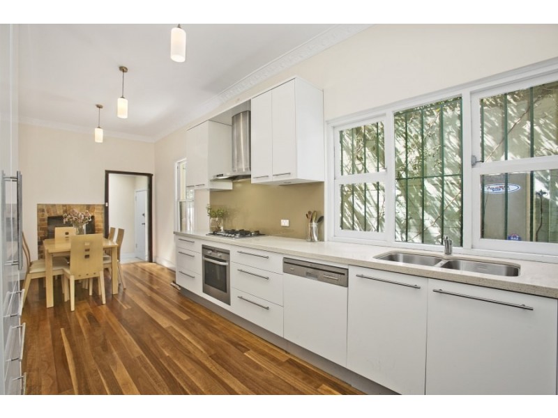 13 Wellington Street, Waterloo NSW 2017