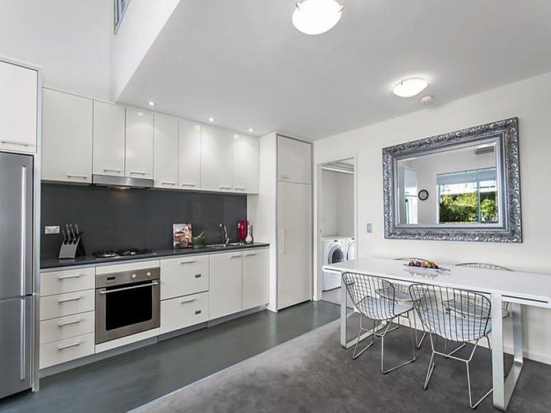 18/253 Chalmers Street, Redfern NSW 2016