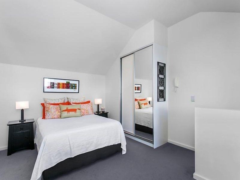 18/253 Chalmers Street, Redfern NSW 2016