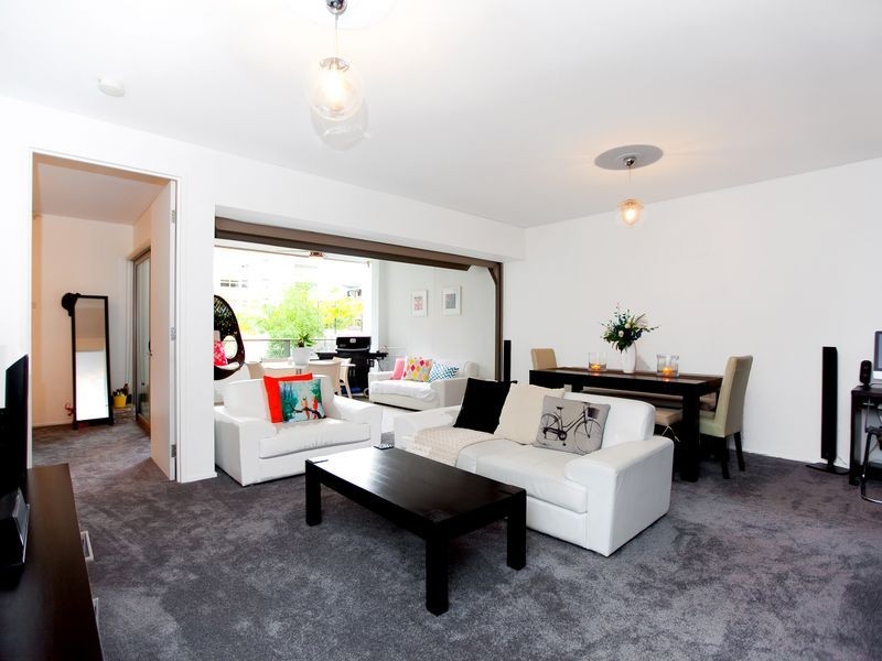 2311/4 Sterling Circuit, Camperdown NSW 2050