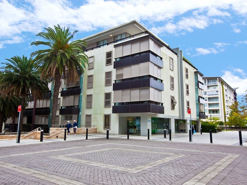 2311/4 Sterling Circuit, Camperdown NSW 2050