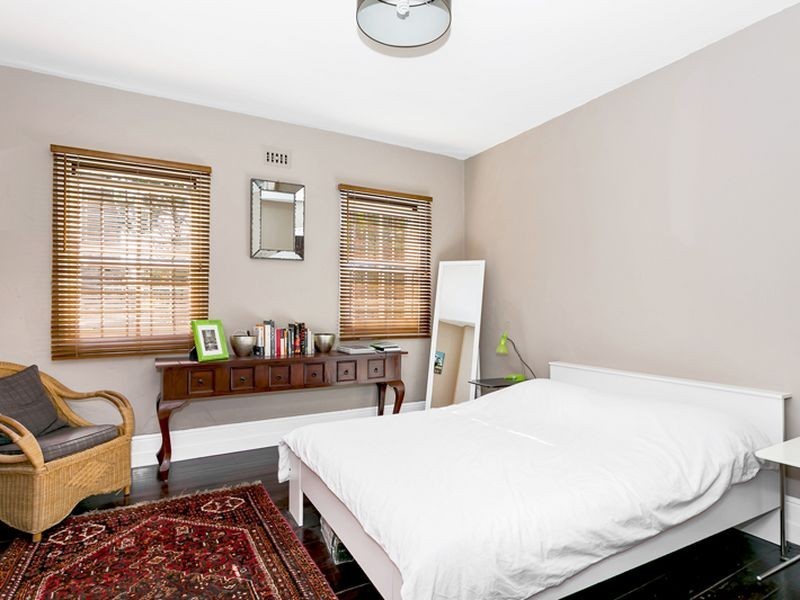 11 Corfu Street, Woolloomooloo NSW 2011