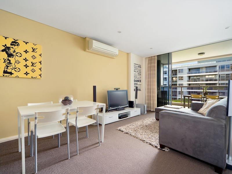 728/7 Potter Street, Waterloo NSW 2017