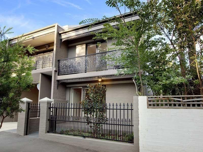 1/33 Burren Street, Erskineville NSW 2043