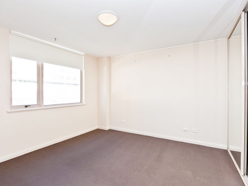 1013/63 Crown Street, Woolloomooloo NSW 2011