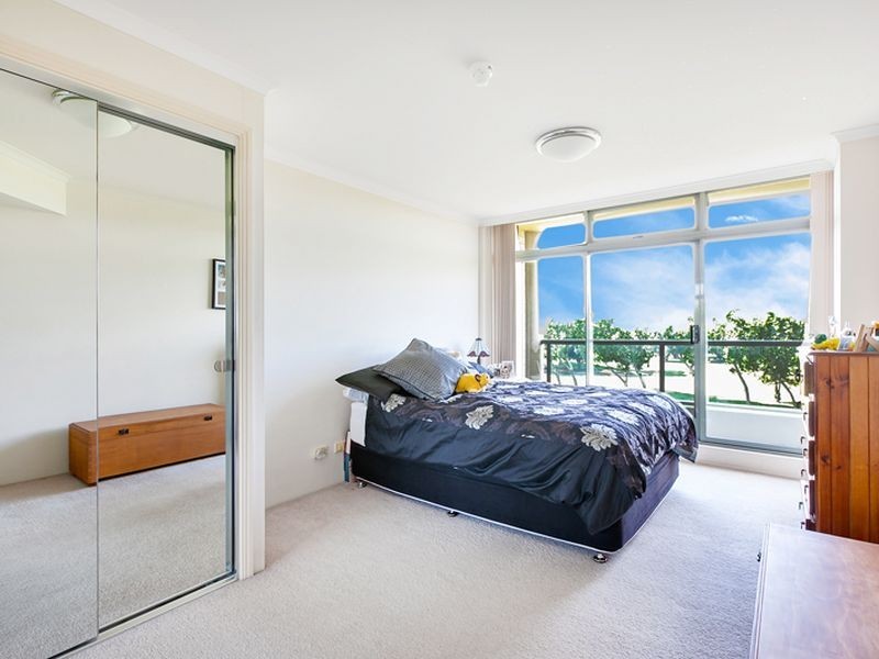 701/7 Black Lion Place, Kensington NSW 2033