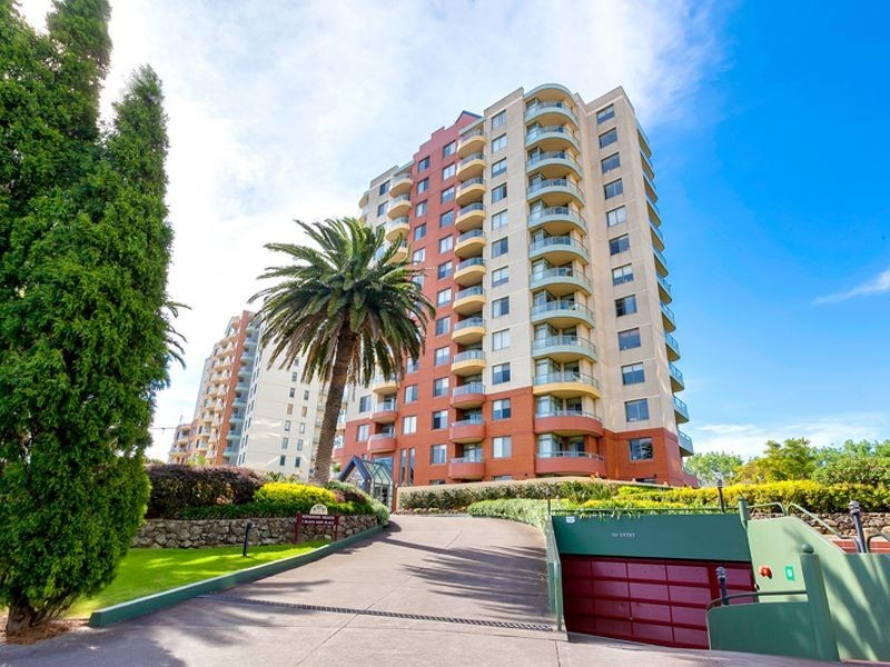 701/7 Black Lion Place, Kensington NSW 2033