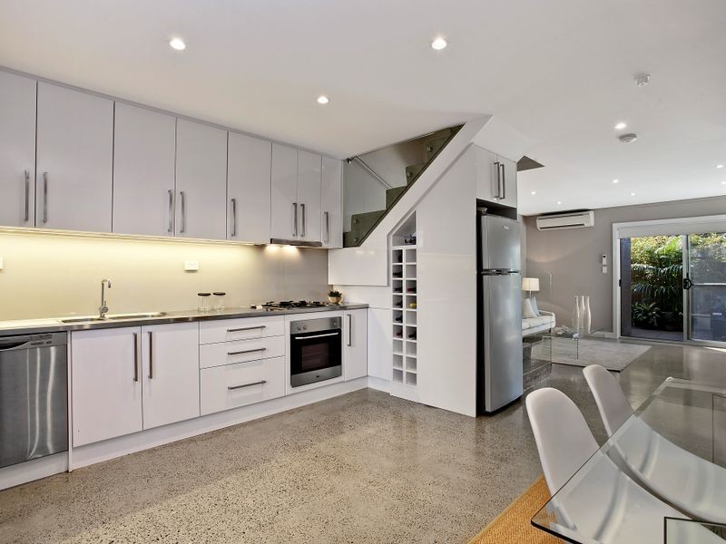 8/33 Burren Street, Erskineville NSW 2043