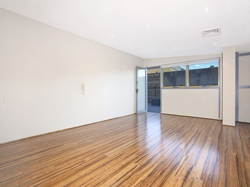 G15/11a Lachlan Street, Waterloo NSW 2017