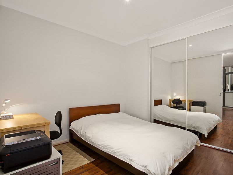 76P/6-18 Poplar Street, Surry Hills NSW 2010