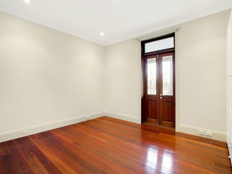 279 Chalmers Street, Redfern NSW 2016