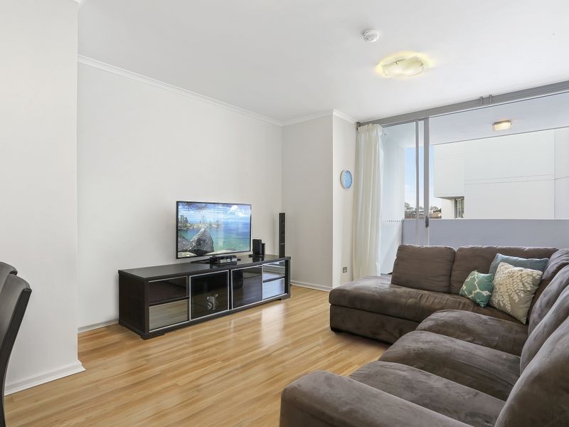 5302/10 Sturdee Parade, Dee Why NSW 2099