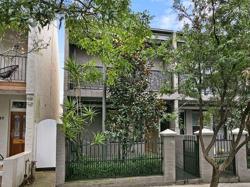 4/33 Burren Street, Erskineville NSW 2043