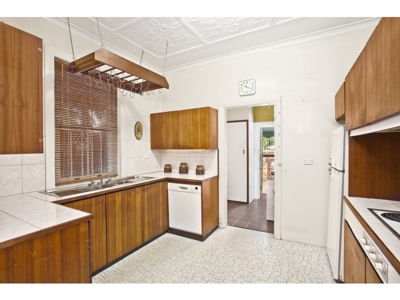 2 Goldie Avenue, Bondi Junction NSW 2022