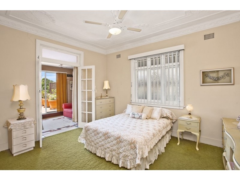 2 Goldie Avenue, Bondi Junction NSW 2022