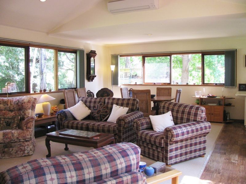 26 Hilmer Avenue, Mossy Point NSW 2537