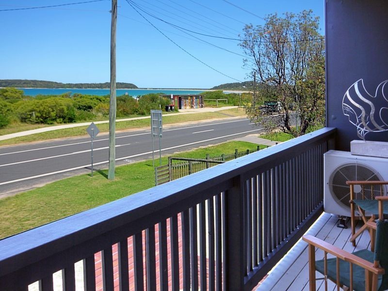 9 Coronation Drive, Broulee NSW 2537
