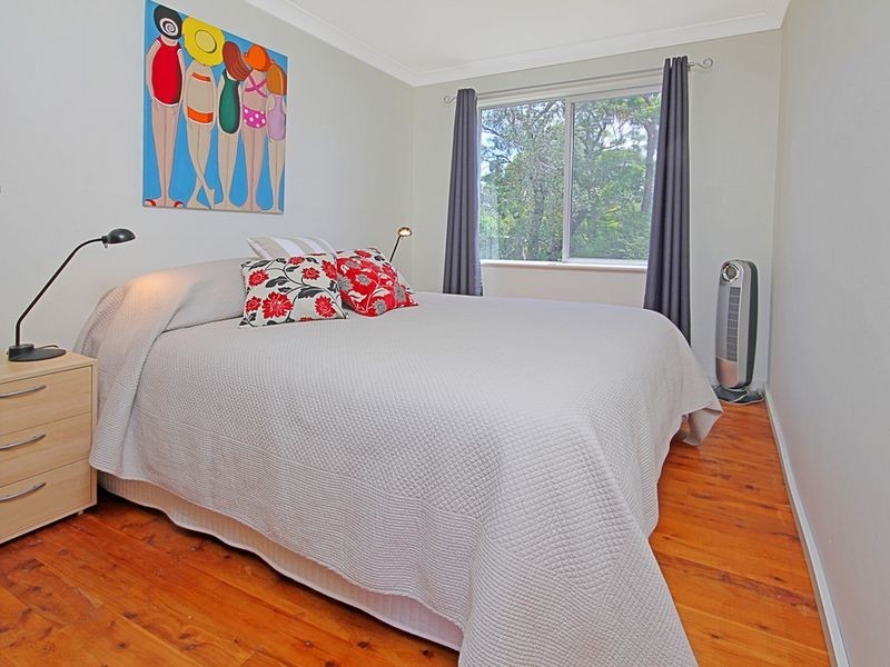 9 Coronation Drive, Broulee NSW 2537