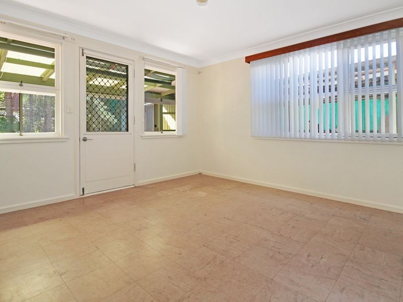 10 Larmer Close, Broulee NSW 2537