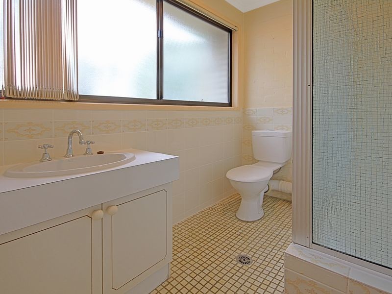 1/2 Massey Street, Broulee NSW 2537