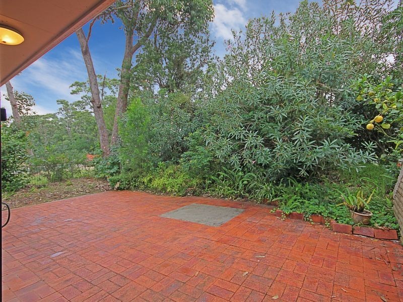 1/2 Massey Street, Broulee NSW 2537