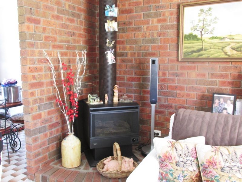 6 Cambridge Crescent, Broulee NSW 2537