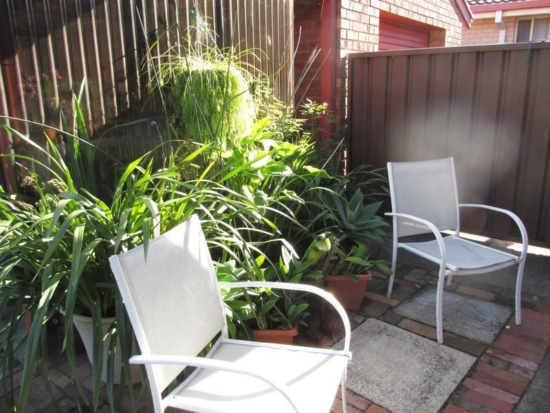 6 Cambridge Crescent, Broulee NSW 2537