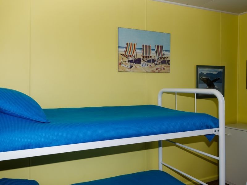 2 Barton Parade, Tomakin NSW 2537